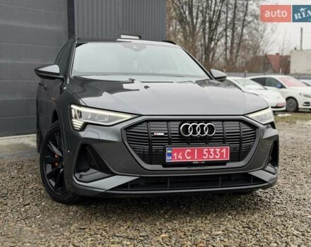 Серый Ауди E-Tron, объемом двигателя 0 л и пробегом 149 тыс. км за 29300 $, фото 1 на Automoto.ua