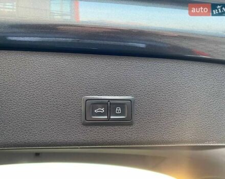 Сірий Ауді E-Tron, об'ємом двигуна 0 л та пробігом 53 тис. км за 29900 $, фото 30 на Automoto.ua