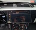 Серый Ауди E-Tron, объемом двигателя 0 л и пробегом 140 тыс. км за 25811 $, фото 108 на Automoto.ua