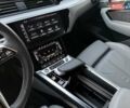 Серый Ауди E-Tron, объемом двигателя 0 л и пробегом 44 тыс. км за 33900 $, фото 3 на Automoto.ua