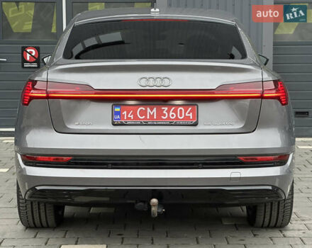 Серый Ауди E-Tron, объемом двигателя 0 л и пробегом 129 тыс. км за 33950 $, фото 9 на Automoto.ua