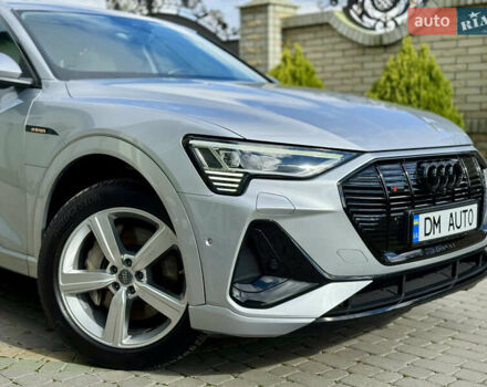 Серый Ауди E-Tron, объемом двигателя 0 л и пробегом 130 тыс. км за 37000 $, фото 14 на Automoto.ua