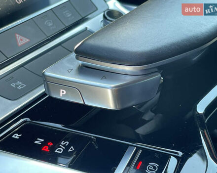 Сірий Ауді E-Tron, об'ємом двигуна 0 л та пробігом 38 тис. км за 39500 $, фото 31 на Automoto.ua