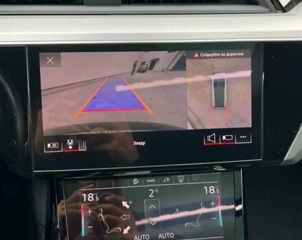 Серый Ауди E-Tron, объемом двигателя 0 л и пробегом 125 тыс. км за 34999 $, фото 74 на Automoto.ua