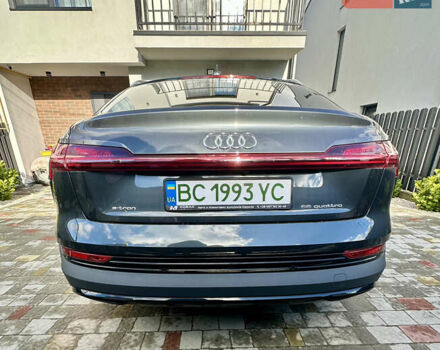 Серый Ауди E-Tron, объемом двигателя 0 л и пробегом 79 тыс. км за 36500 $, фото 6 на Automoto.ua