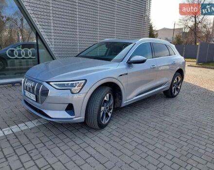 Серый Ауди E-Tron, объемом двигателя 0 л и пробегом 3 тыс. км за 47000 $, фото 2 на Automoto.ua