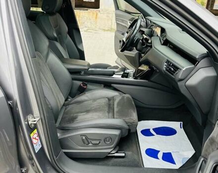 Ауди E-Tron 2021 в Тернополе на Automoto.ua Серый Ауди E-Tron, объемом двигателя 0 л и пробегом 85 тыс. км за 27999 $, фото 48 на Automoto.ua