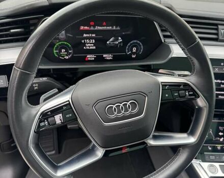 Серый Ауди E-Tron, объемом двигателя 0 л и пробегом 47 тыс. км за 40500 $, фото 12 на Automoto.ua