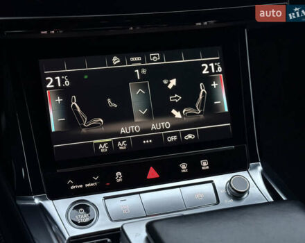 Серый Ауди E-Tron, объемом двигателя 0 л и пробегом 28 тыс. км за 34900 $, фото 56 на Automoto.ua