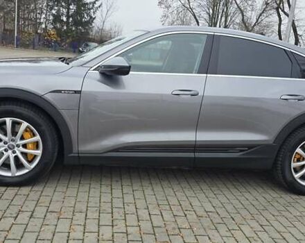 Сірий Ауді E-Tron, об'ємом двигуна 0 л та пробігом 140 тис. км за 28800 $, фото 19 на Automoto.ua
