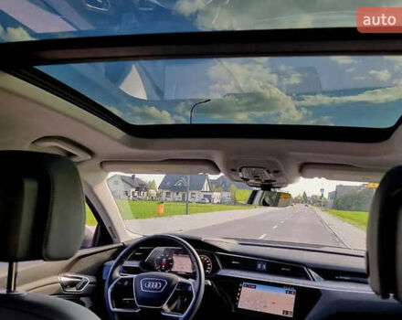 Серый Ауди E-Tron, объемом двигателя 0 л и пробегом 61 тыс. км за 30000 $, фото 6 на Automoto.ua