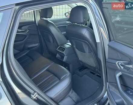 Серый Ауди E-Tron, объемом двигателя 0 л и пробегом 168 тыс. км за 25900 $, фото 14 на Automoto.ua