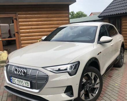 Сірий Ауді E-Tron, об'ємом двигуна 0 л та пробігом 46 тис. км за 36900 $, фото 3 на Automoto.ua