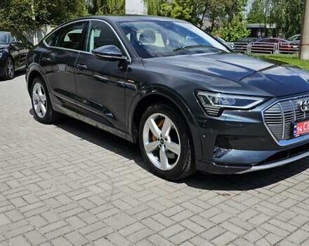 Сірий Ауді E-Tron, об'ємом двигуна 0 л та пробігом 99 тис. км за 27280 $, фото 54 на Automoto.ua