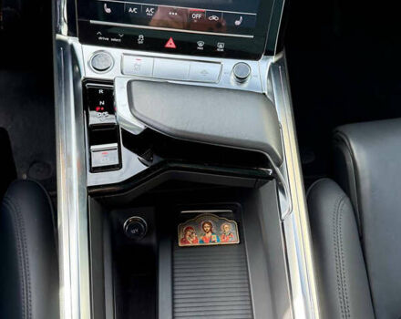 Серый Ауди E-Tron, объемом двигателя 0 л и пробегом 32 тыс. км за 41990 $, фото 38 на Automoto.ua