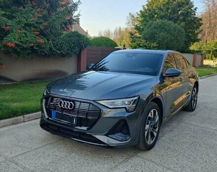 Сірий Ауді E-Tron, об'ємом двигуна 0 л та пробігом 110 тис. км за 33700 $, фото 21 на Automoto.ua