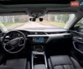 Сірий Ауді E-Tron, об'ємом двигуна 0 л та пробігом 43 тис. км за 41999 $, фото 16 на Automoto.ua