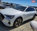 Серый Ауди E-Tron, объемом двигателя 0 л и пробегом 17 тыс. км за 10000 $, фото 1 на Automoto.ua
