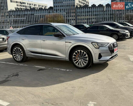 Серый Ауди E-Tron, объемом двигателя 0 л и пробегом 32 тыс. км за 41990 $, фото 29 на Automoto.ua