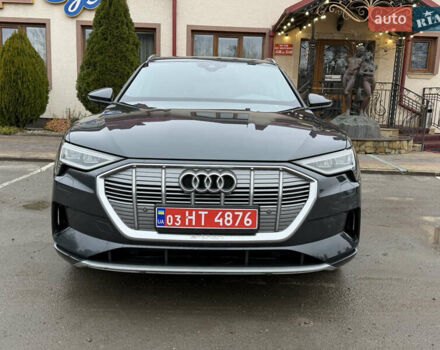 Серый Ауди E-Tron, объемом двигателя 0 л и пробегом 126 тыс. км за 29999 $, фото 8 на Automoto.ua