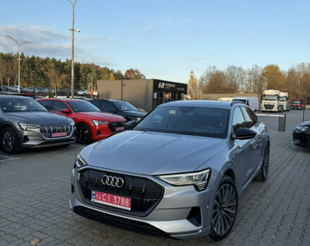 Серый Ауди E-Tron, объемом двигателя 0 л и пробегом 32 тыс. км за 41990 $, фото 22 на Automoto.ua