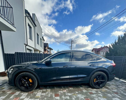 Серый Ауди E-Tron, объемом двигателя 0 л и пробегом 79 тыс. км за 36500 $, фото 1 на Automoto.ua