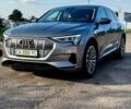 Серый Ауди E-Tron, объемом двигателя 0 л и пробегом 49 тыс. км за 33000 $, фото 2 на Automoto.ua