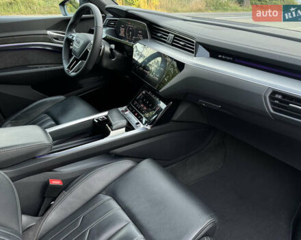 Серый Ауди E-Tron, объемом двигателя 0 л и пробегом 119 тыс. км за 41500 $, фото 30 на Automoto.ua