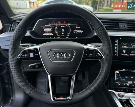 Серый Ауди E-Tron, объемом двигателя 0 л и пробегом 119 тыс. км за 41500 $, фото 34 на Automoto.ua