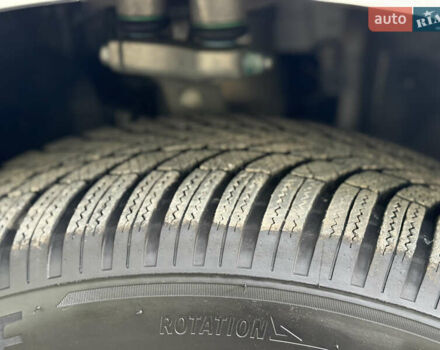 Серый Ауди E-Tron, объемом двигателя 0 л и пробегом 130 тыс. км за 37000 $, фото 142 на Automoto.ua