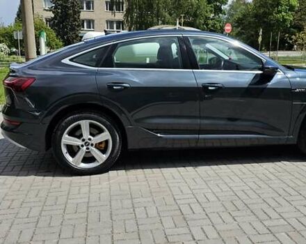 Сірий Ауді E-Tron, об'ємом двигуна 0 л та пробігом 99 тис. км за 27280 $, фото 46 на Automoto.ua