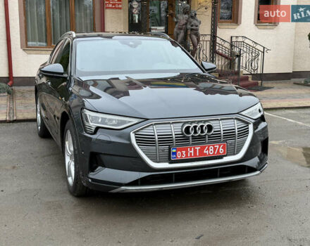 Серый Ауди E-Tron, объемом двигателя 0 л и пробегом 126 тыс. км за 29999 $, фото 9 на Automoto.ua