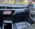Серый Ауди E-Tron, объемом двигателя 0 л и пробегом 168 тыс. км за 25900 $, фото 10 на Automoto.ua