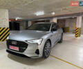 Серый Ауди E-Tron, объемом двигателя 0 л и пробегом 32 тыс. км за 41990 $, фото 2 на Automoto.ua