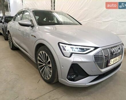 Серый Ауди E-Tron, объемом двигателя 0 л и пробегом 30 тыс. км за 23500 $, фото 1 на Automoto.ua