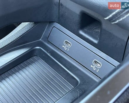 Сірий Ауді E-Tron, об'ємом двигуна 0 л та пробігом 38 тис. км за 39500 $, фото 34 на Automoto.ua