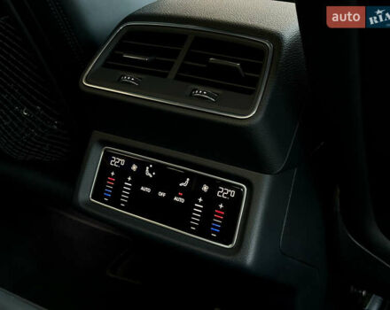 Сірий Ауді E-Tron, об'ємом двигуна 0 л та пробігом 47 тис. км за 45000 $, фото 33 на Automoto.ua