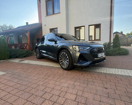 Серый Ауди E-Tron, объемом двигателя 0 л и пробегом 29 тыс. км за 45500 $, фото 7 на Automoto.ua