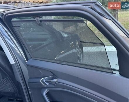 Серый Ауди E-Tron, объемом двигателя 0 л и пробегом 168 тыс. км за 25900 $, фото 15 на Automoto.ua