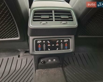 Сірий Ауді E-Tron, об'ємом двигуна 0 л та пробігом 43 тис. км за 41999 $, фото 15 на Automoto.ua