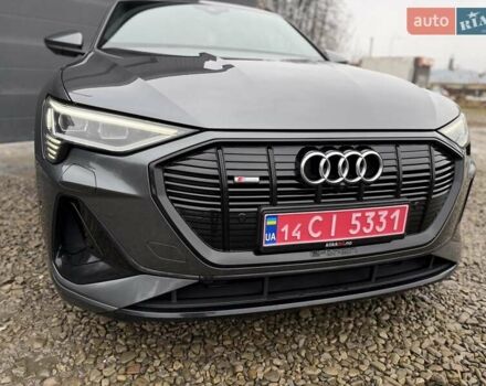 Серый Ауди E-Tron, объемом двигателя 0 л и пробегом 149 тыс. км за 29300 $, фото 6 на Automoto.ua