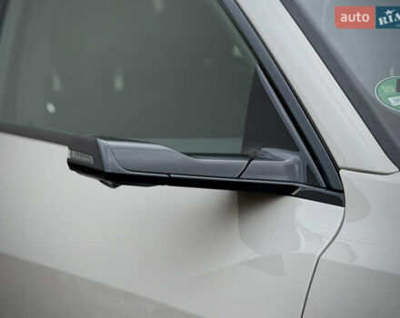 Серый Ауди E-Tron, объемом двигателя 0 л и пробегом 36 тыс. км за 45445 $, фото 37 на Automoto.ua