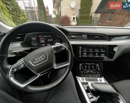 Серый Ауди E-Tron, объемом двигателя 0 л и пробегом 165 тыс. км за 33000 $, фото 19 на Automoto.ua