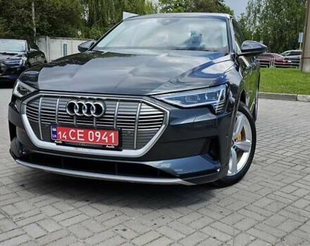 Сірий Ауді E-Tron, об'ємом двигуна 0 л та пробігом 99 тис. км за 27280 $, фото 9 на Automoto.ua