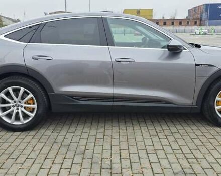Сірий Ауді E-Tron, об'ємом двигуна 0 л та пробігом 140 тис. км за 28800 $, фото 36 на Automoto.ua