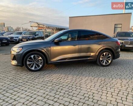 Сірий Ауді E-Tron, об'ємом двигуна 0 л та пробігом 53 тис. км за 29900 $, фото 4 на Automoto.ua