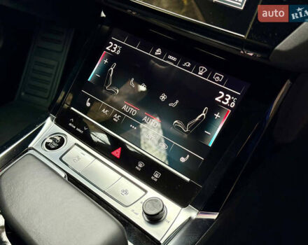 Сірий Ауді E-Tron, об'ємом двигуна 0 л та пробігом 39 тис. км за 46500 $, фото 52 на Automoto.ua