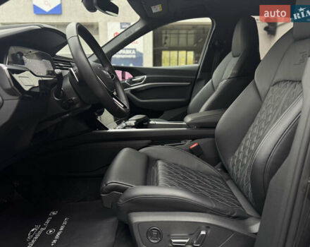 Сірий Ауді E-Tron, об'ємом двигуна 0 л та пробігом 59 тис. км за 45999 $, фото 14 на Automoto.ua