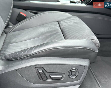 Сірий Ауді E-Tron, об'ємом двигуна 0 л та пробігом 151 тис. км за 29500 $, фото 86 на Automoto.ua