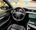 Серый Ауди E-Tron, объемом двигателя 0 л и пробегом 31 тыс. км за 46500 $, фото 42 на Automoto.ua